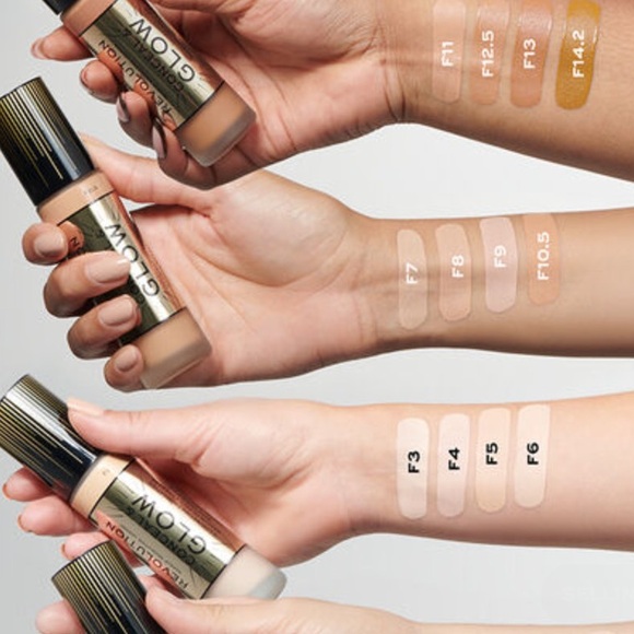 Revolution, concealing glow illuminating foundation - Picture 2 of 2